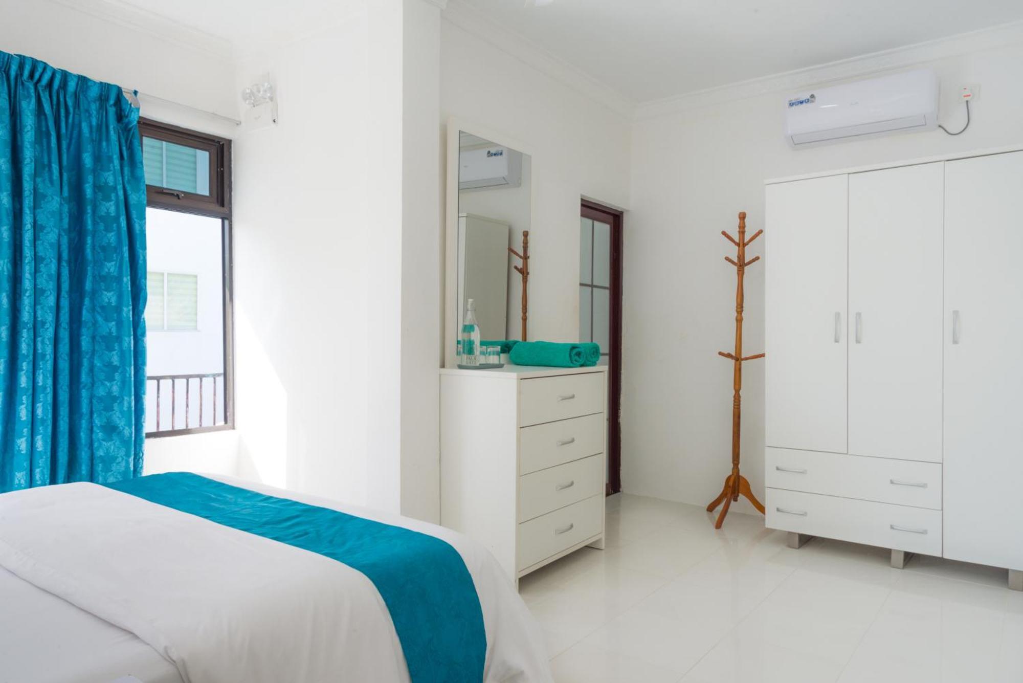 Hotel Palm Gate Maldives Thulusdhoo Esterno foto